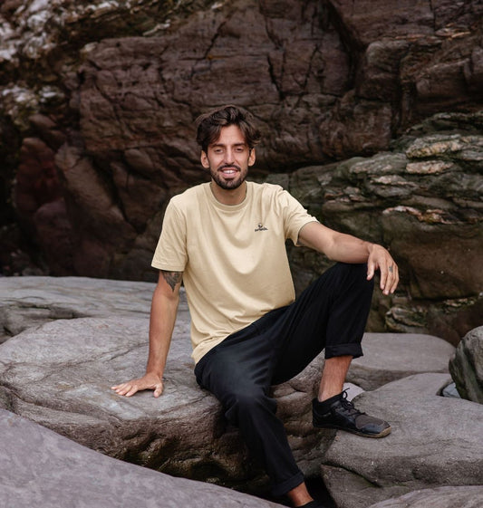 men’s organic cotton t-shirt in sand